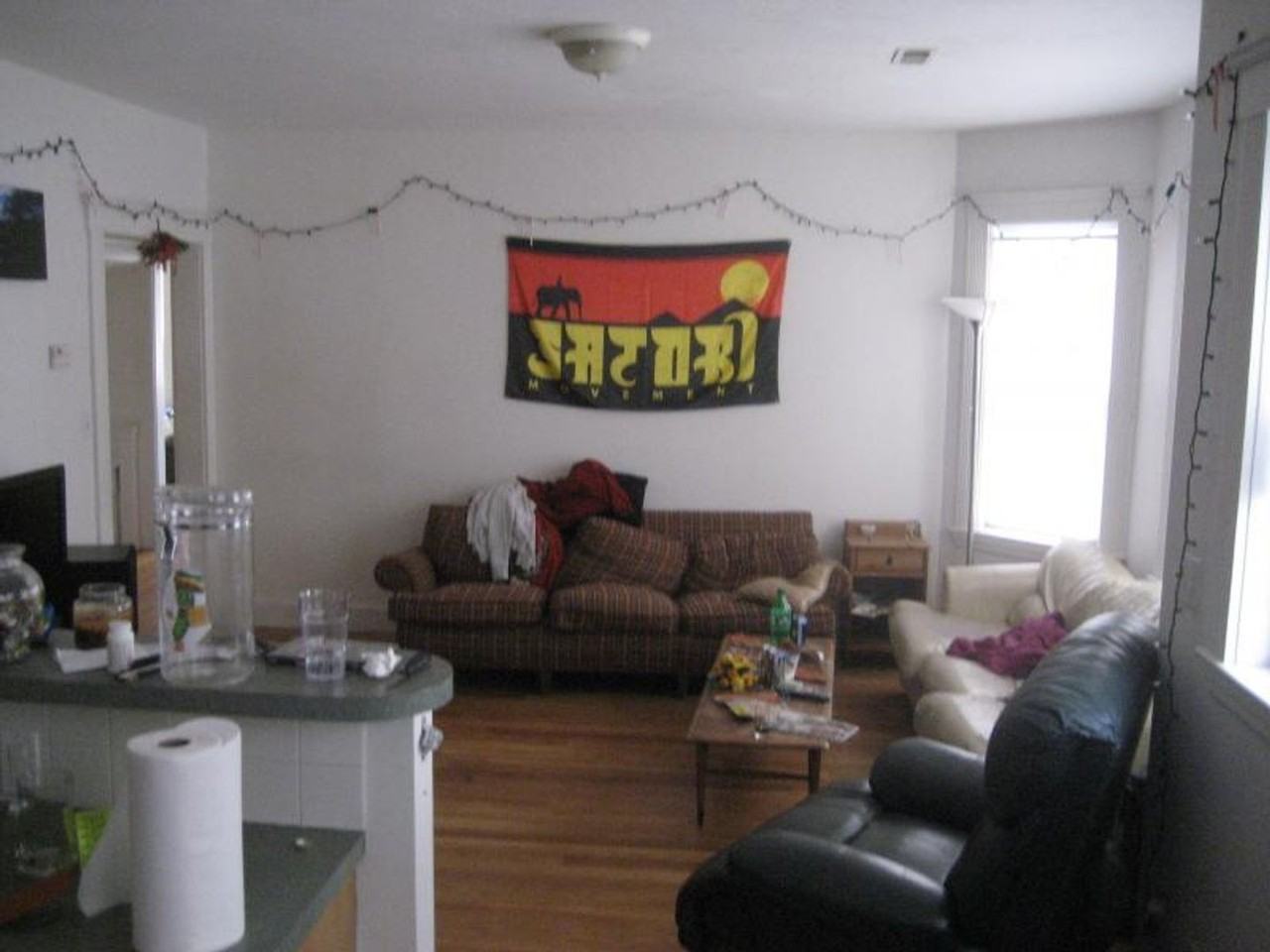 49 Gardner St - Photo 7 of 16