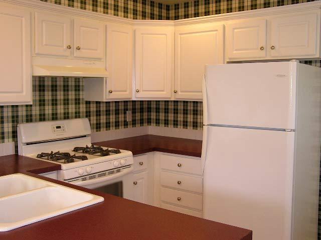 8260 - Photo 2 of 16