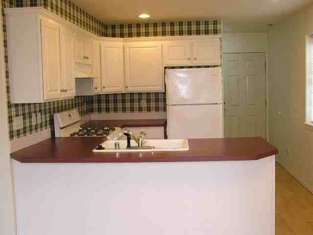 8260 - Photo 3 of 16