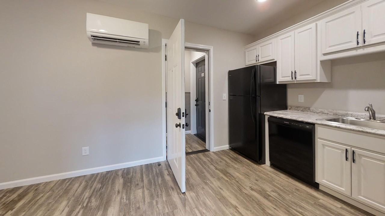 The Forum on East King St - Photo 6 of 10