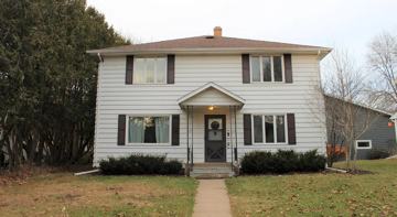 featured image of 318 Mckinley Avenue