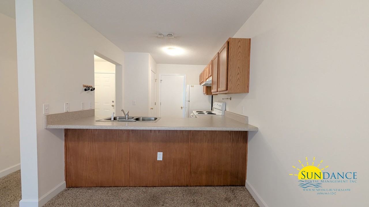 102 Duloft St - Photo 6 of 30