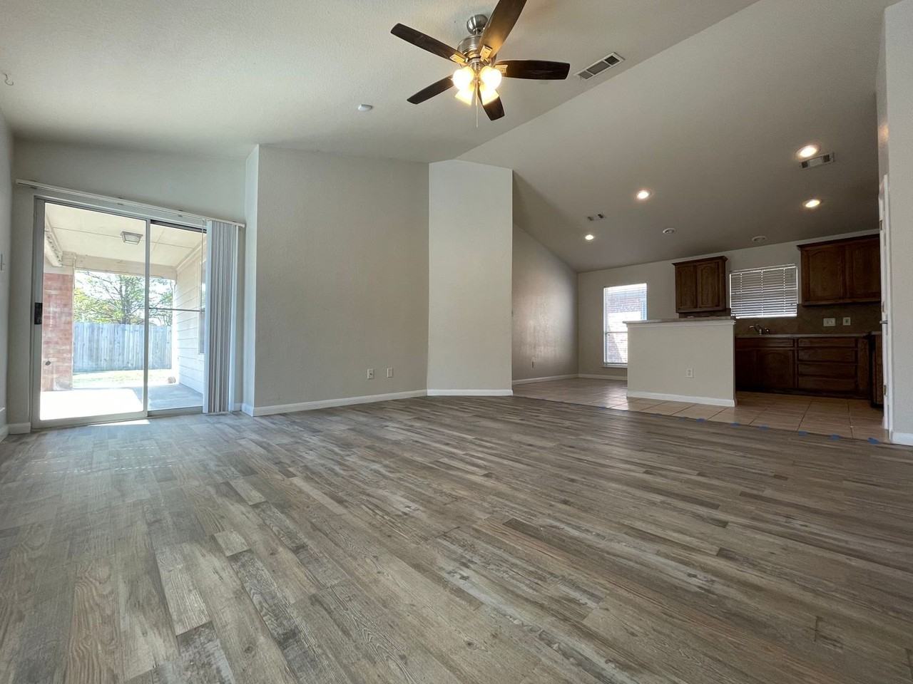 2132 Ingrid Ln - Photo 3 of 18