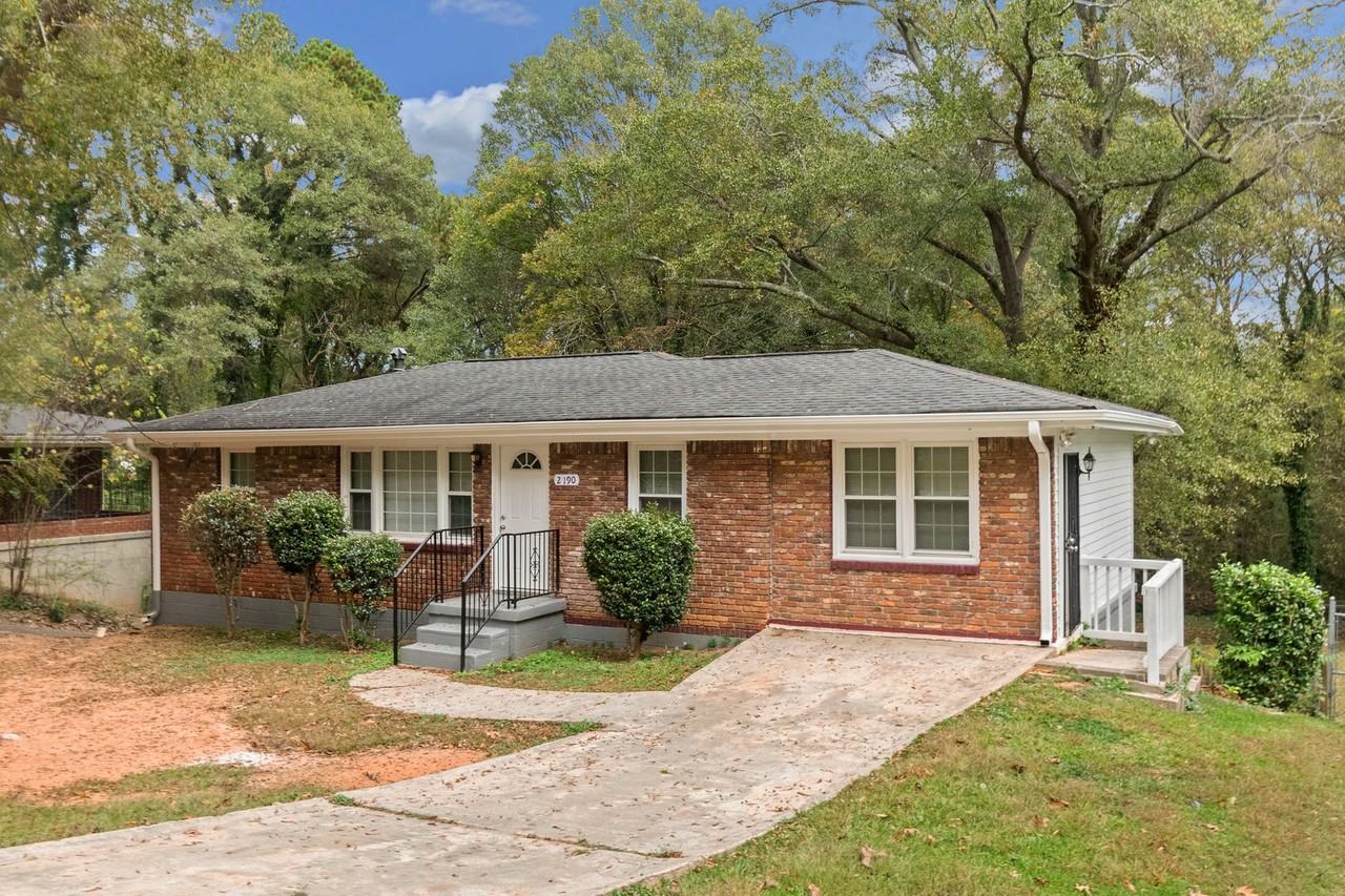 2190 Niskey Lake Rd Sw - Photo 2 of 17