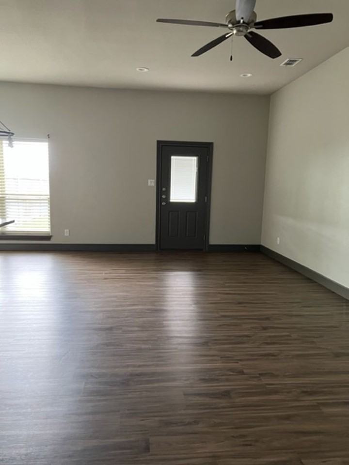 7315 Southern Belle Cir - Photo 5 of 28