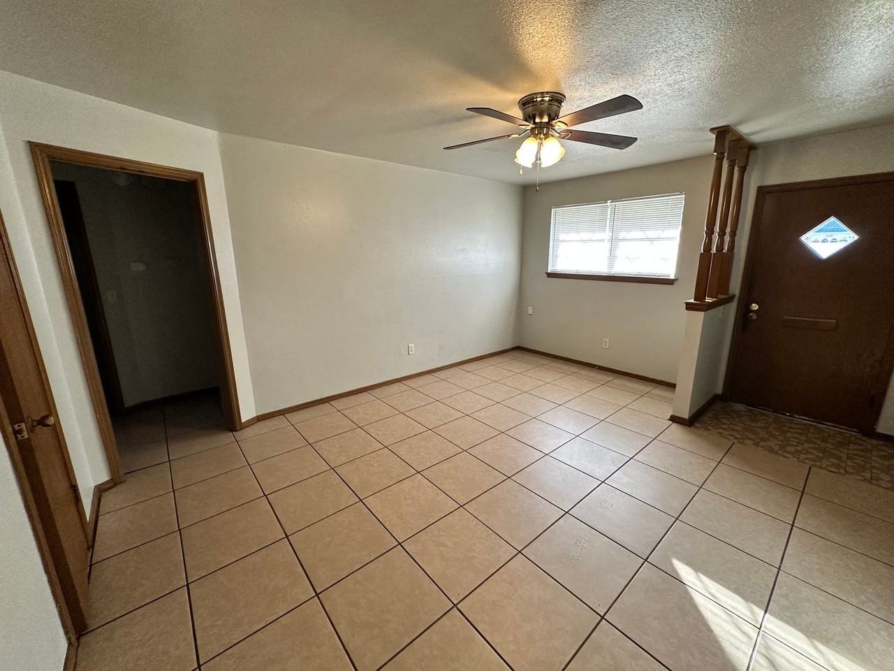 2248 Laneway Cir - Photo 3 of 15