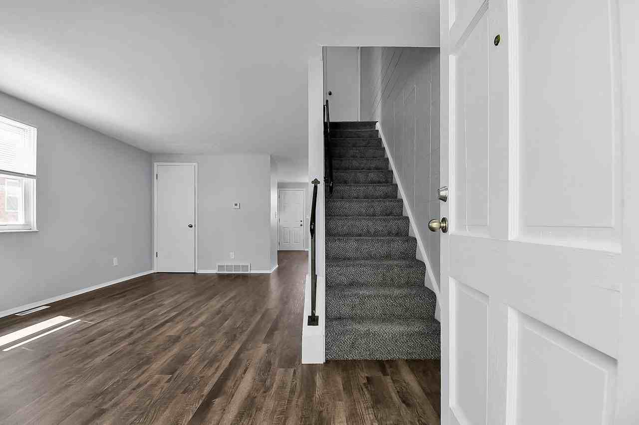 1307 Barnett Road - Photo 7 of 24