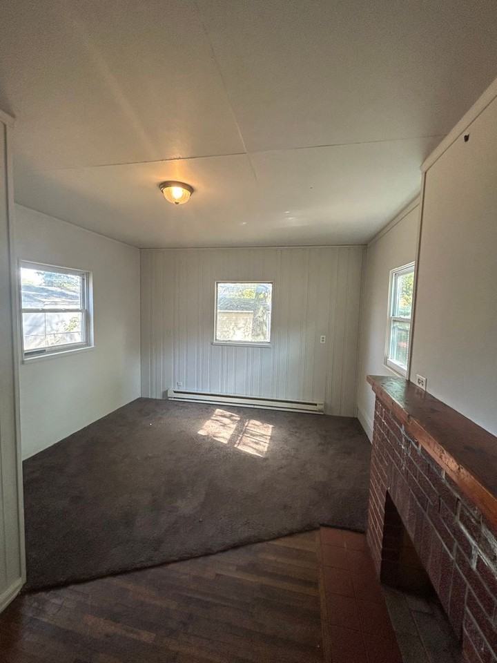 4323 Gaywood Dr - Photo 3 of 8