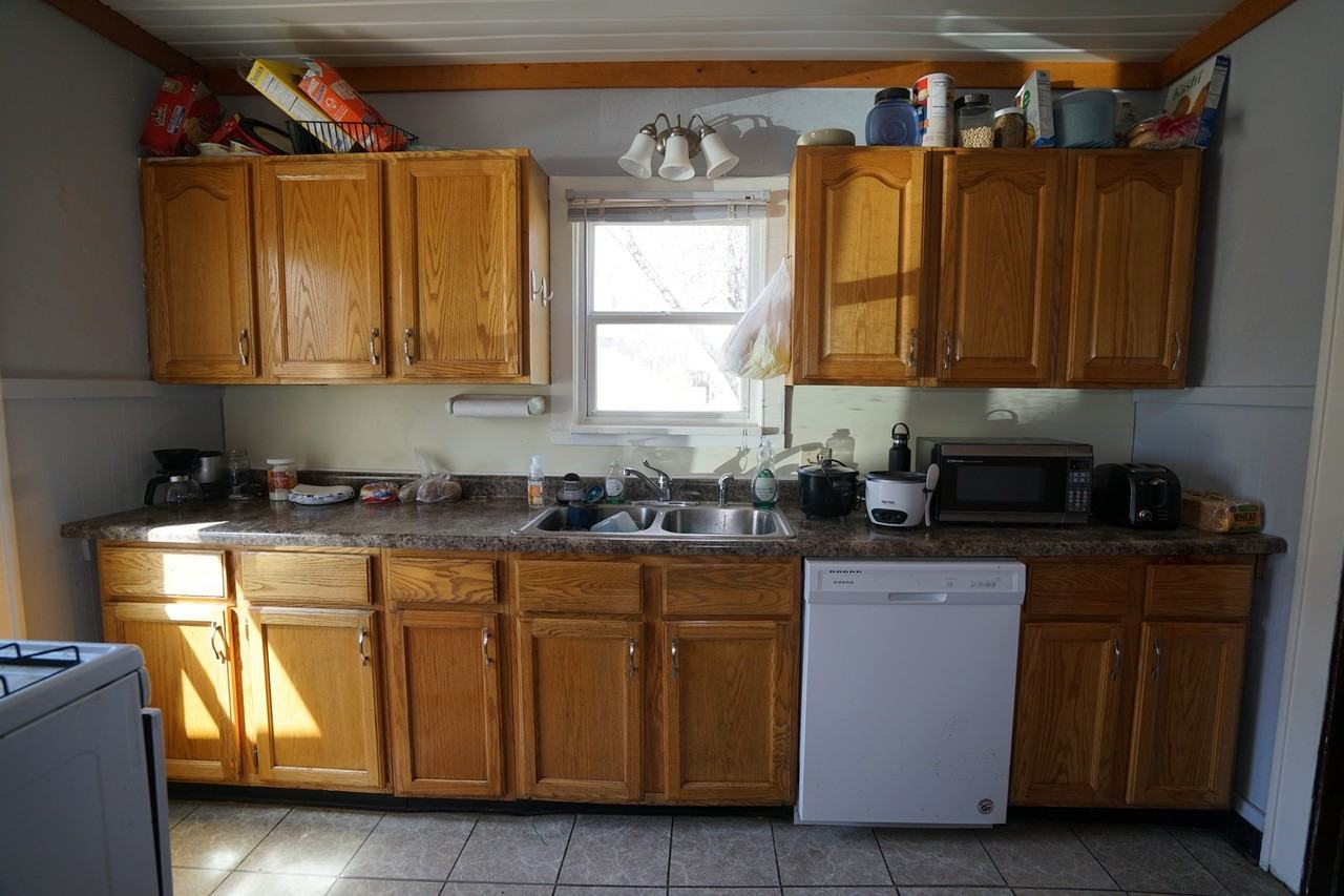 114 S Randall Ave - Photo 2 of 15