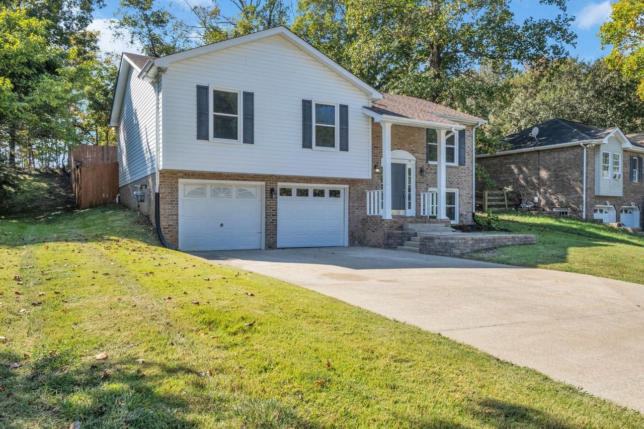 2270 Ermine Dr - Photo 2 of 31