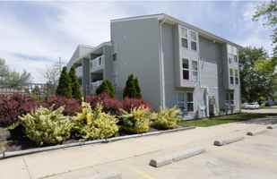 featured image of 2404 High View Ct