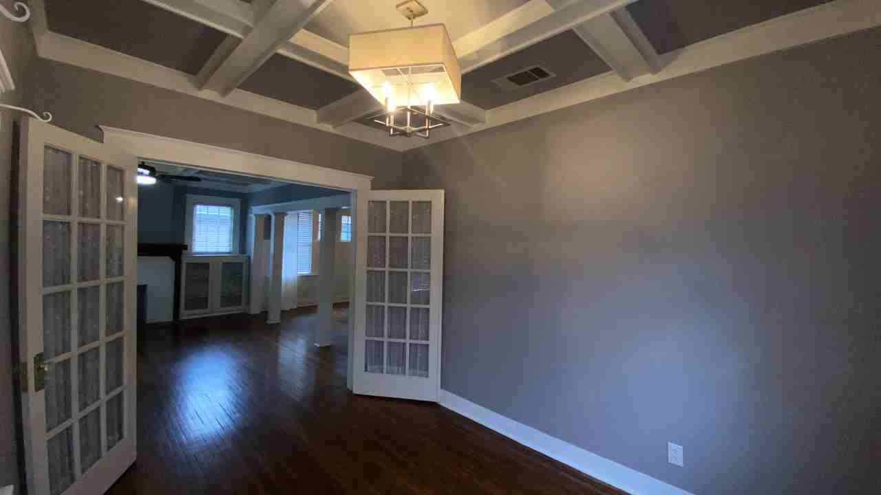 1937 Hurley Ave - Photo 4 of 30