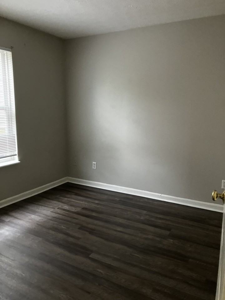 4107-5 Blue Lick Court - Photo 3 of 9