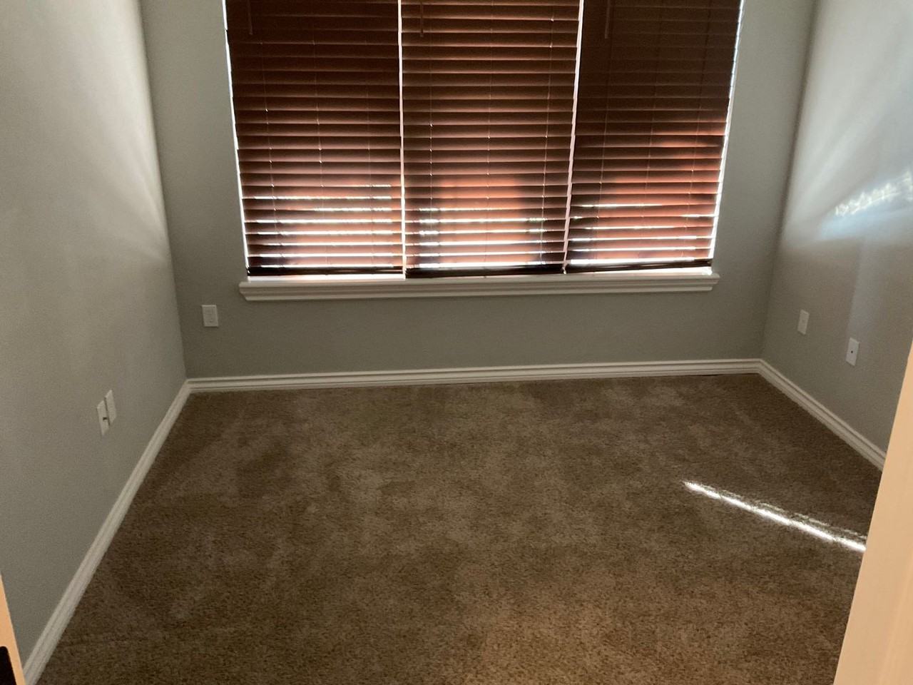 20535 Autumn Trl - Photo 4 of 23