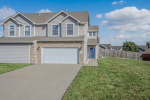 featured image of 1728 Lydia Ln
