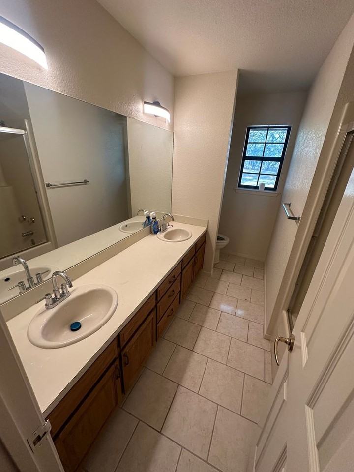 117 Greenbriar St - Photo 7 of 20