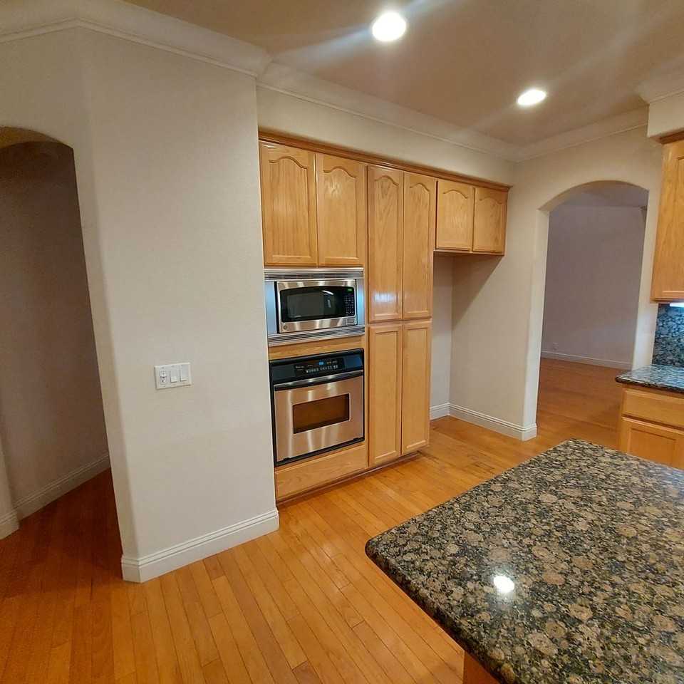 2604 Javan Ln - Photo 4 of 47