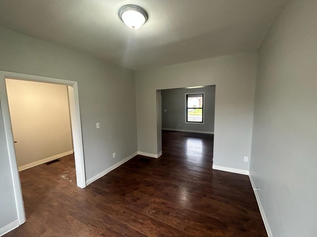 1635 Shehy St - Photo 3 of 8