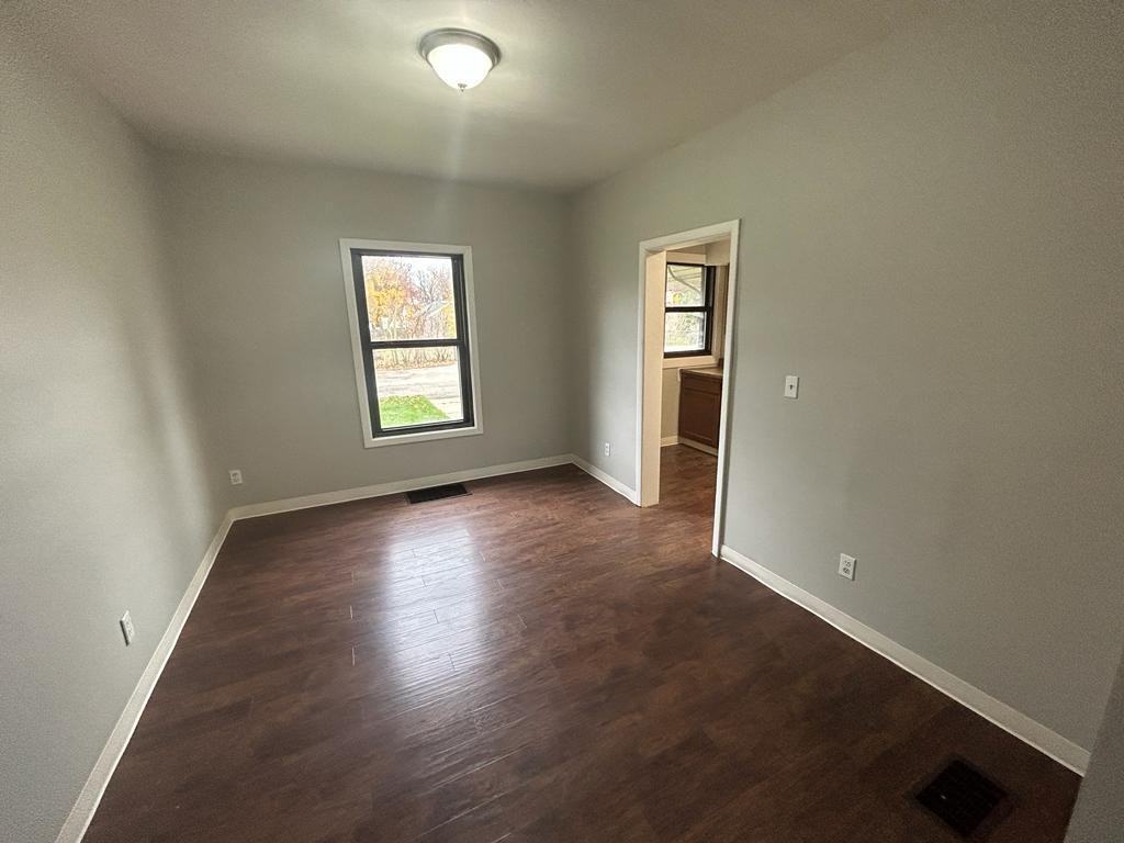 1637 Shehy St - Photo 3 of 17