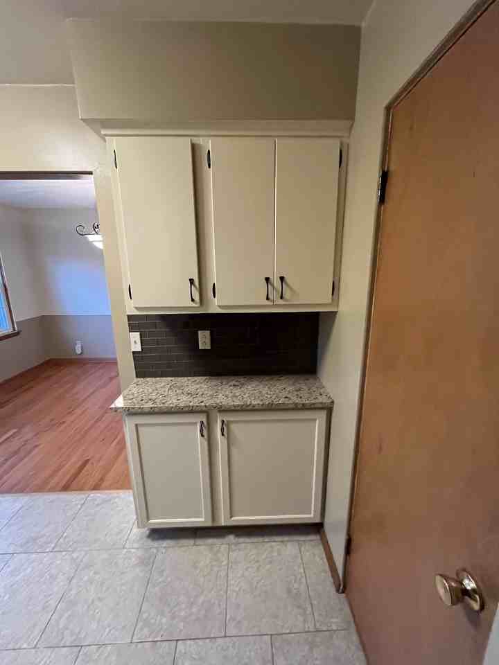 Vianney 23 - Photo 2 of 9