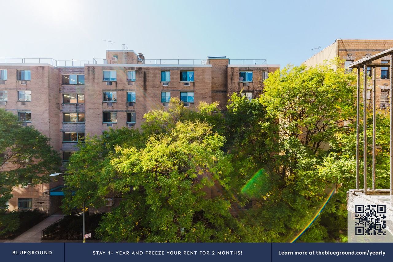 309 East 8th Street - Photo 7 of 22
