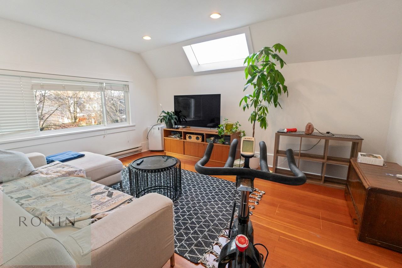 3760 Ontario Street - Photo 2 of 23
