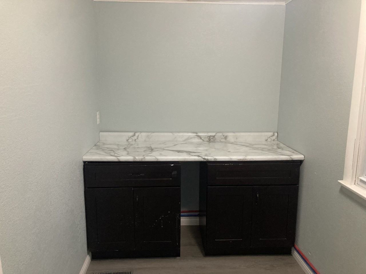 760 Eagle St - Photo 2 of 15
