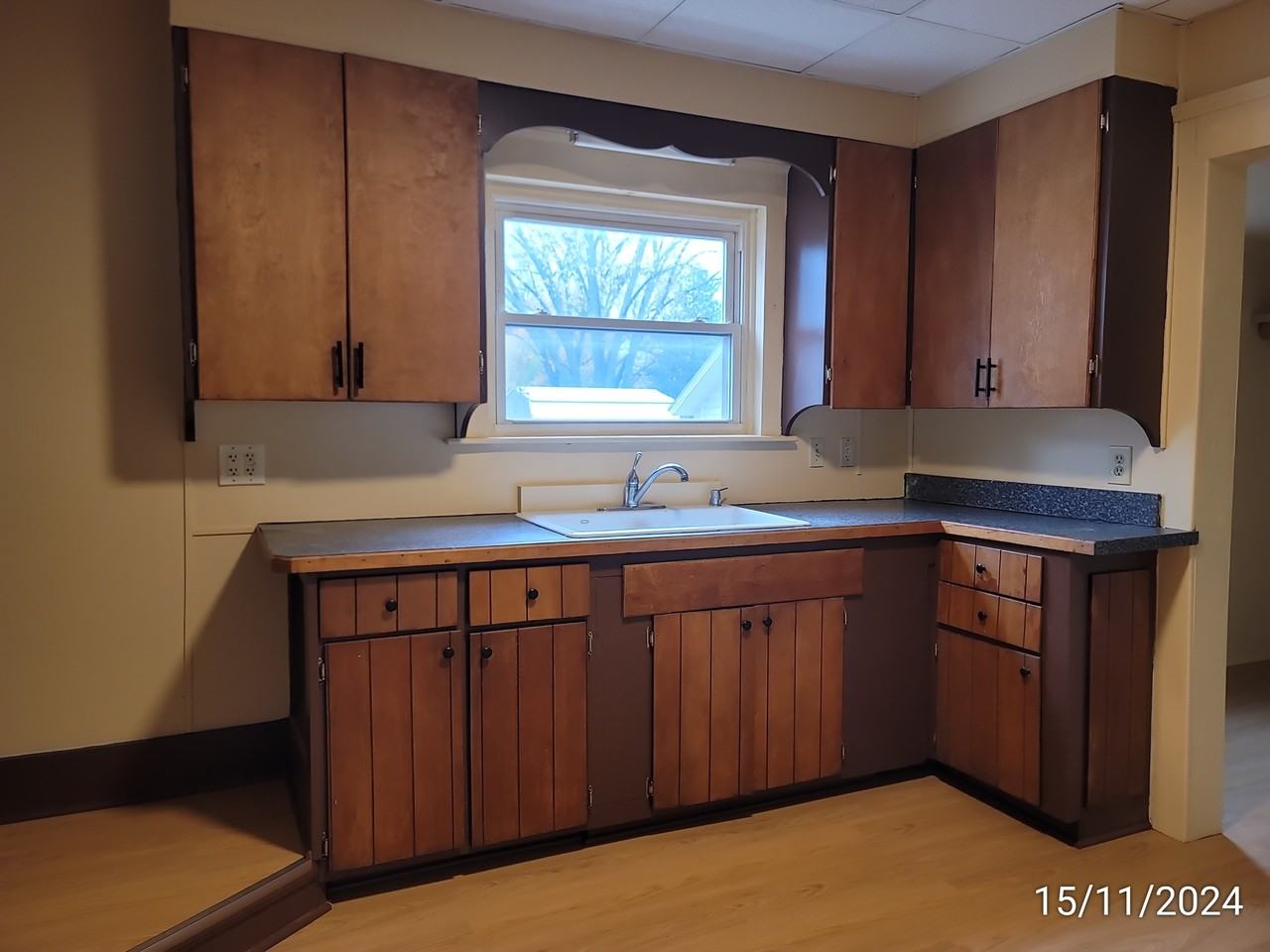 1862 S Freedom Ave - Photo 2 of 21