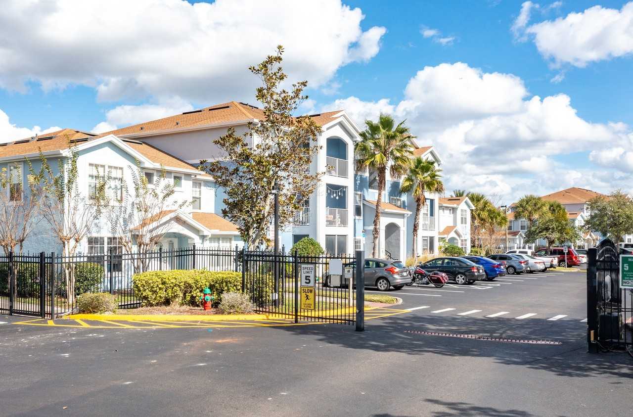 Villages at Lake Pointe - Photo 5 of 16