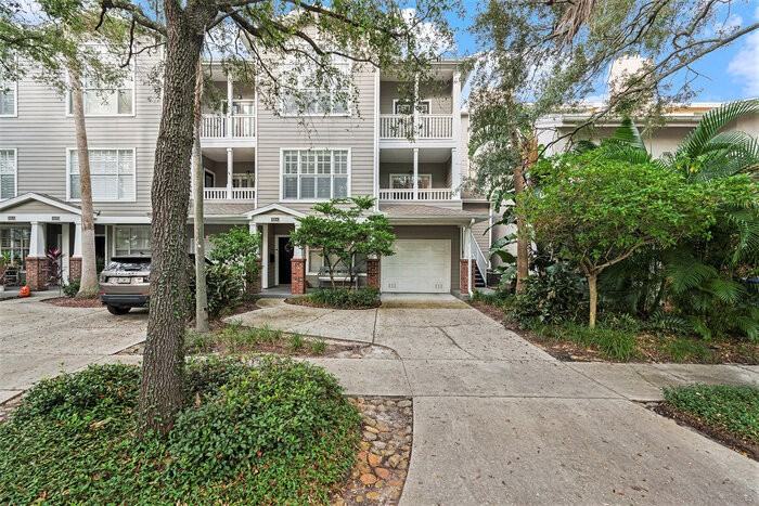 801 S Oregon Ave #A - Photo 3 of 26