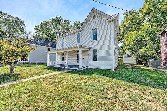 536 Marshall Ave Sw - Photo 2 of 29