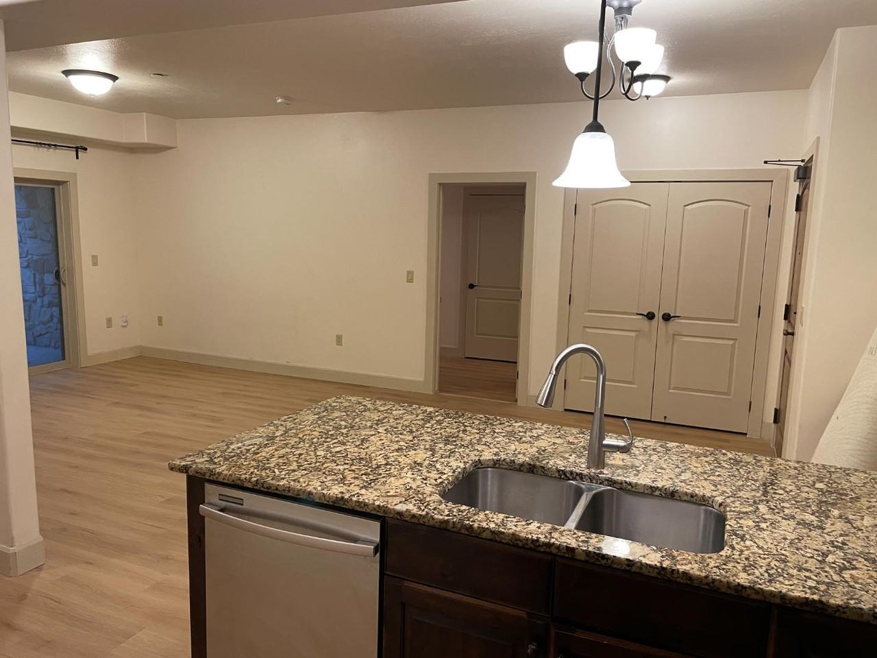 2011 S 2100 E - Photo 7 of 20