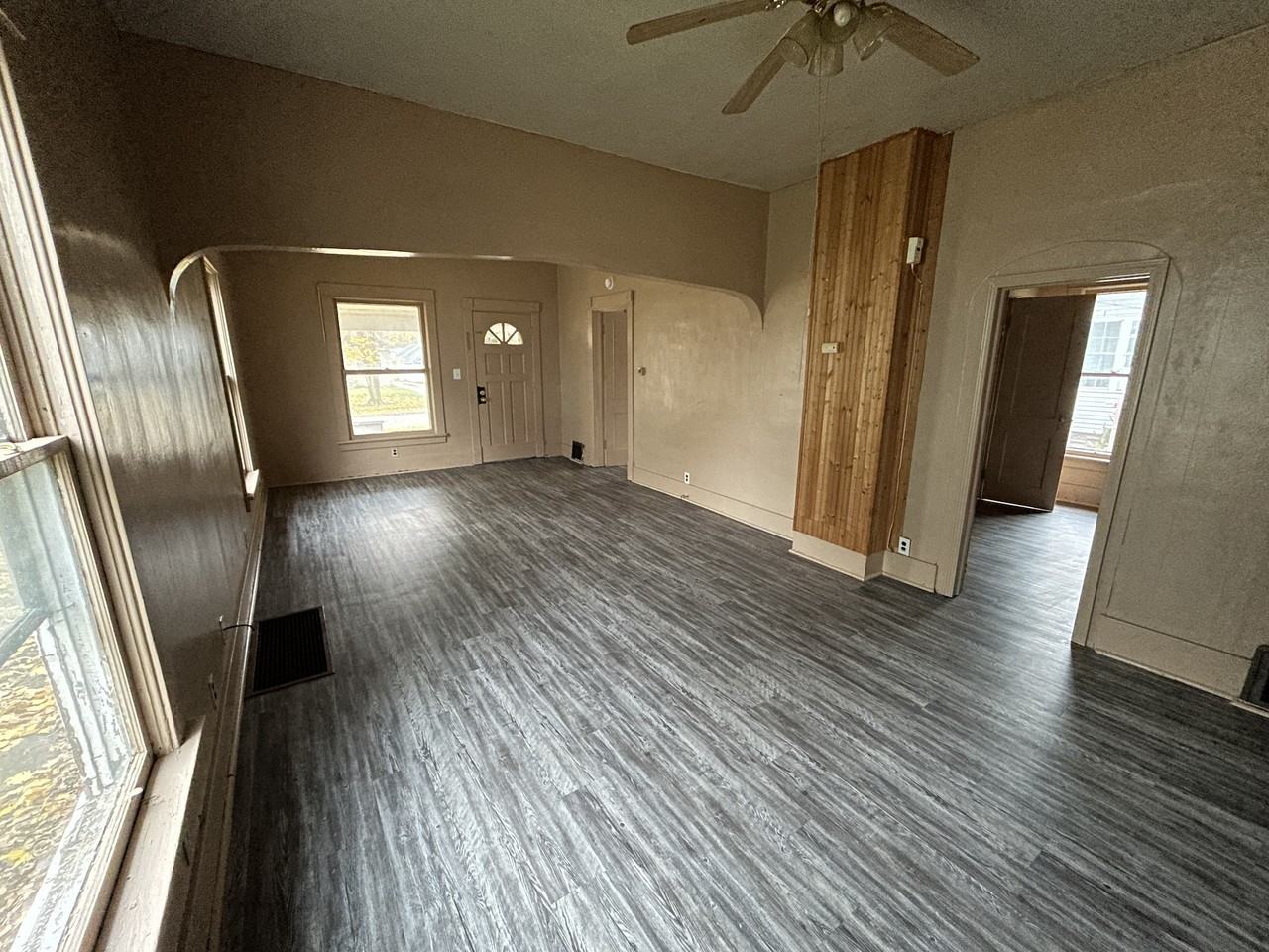 506 W Washington St #NA - Photo 3 of 16