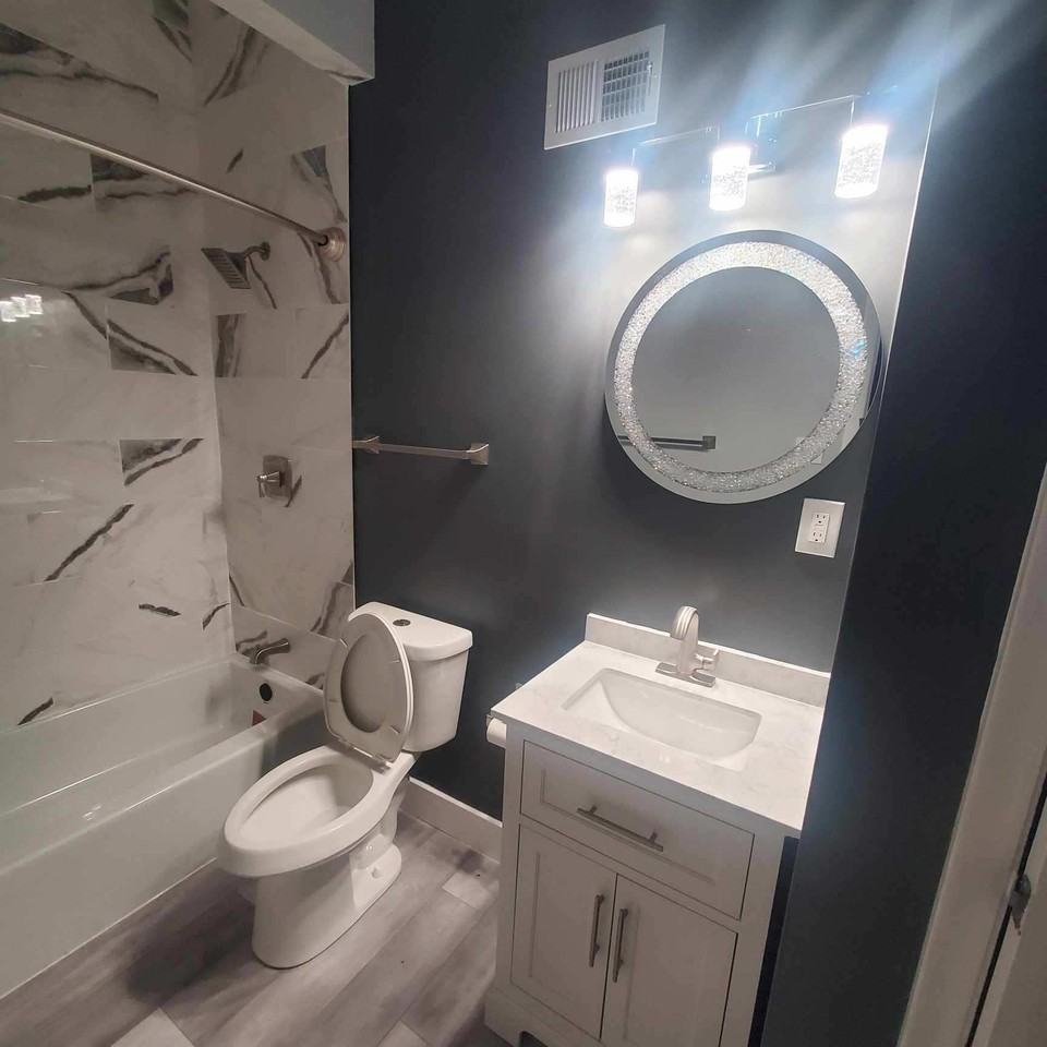 1116 W North Ave #C - Photo 2 of 11