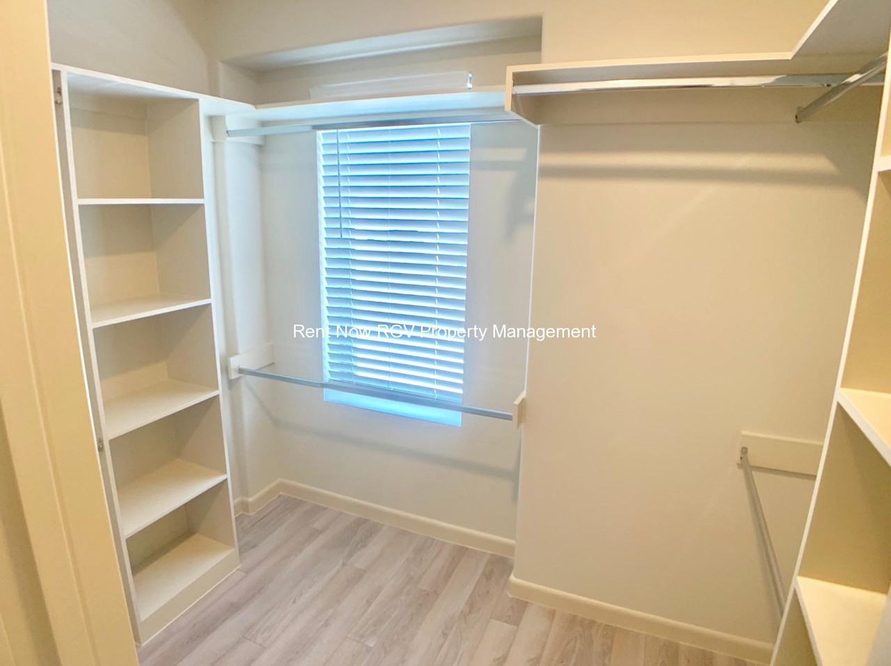 414 Newport Ave #1 - Photo 7 of 11