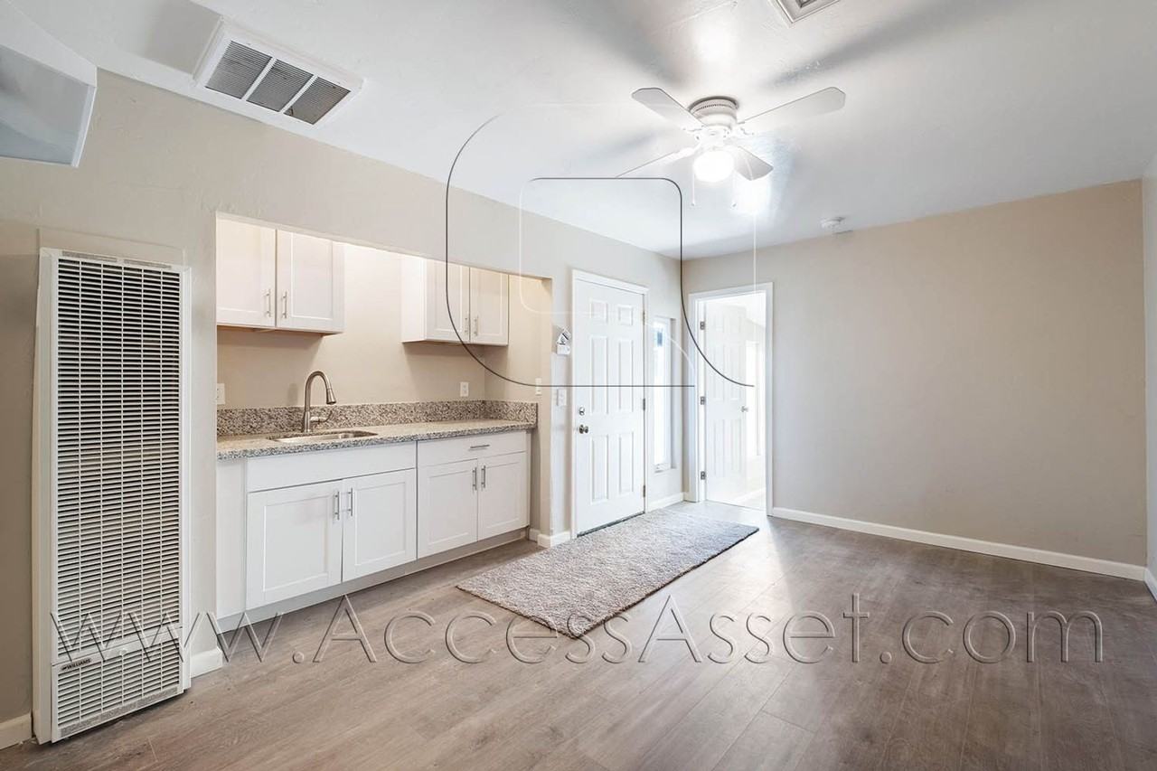 24099 24099 State HWY 74 - C #C - Photo 6 of 12