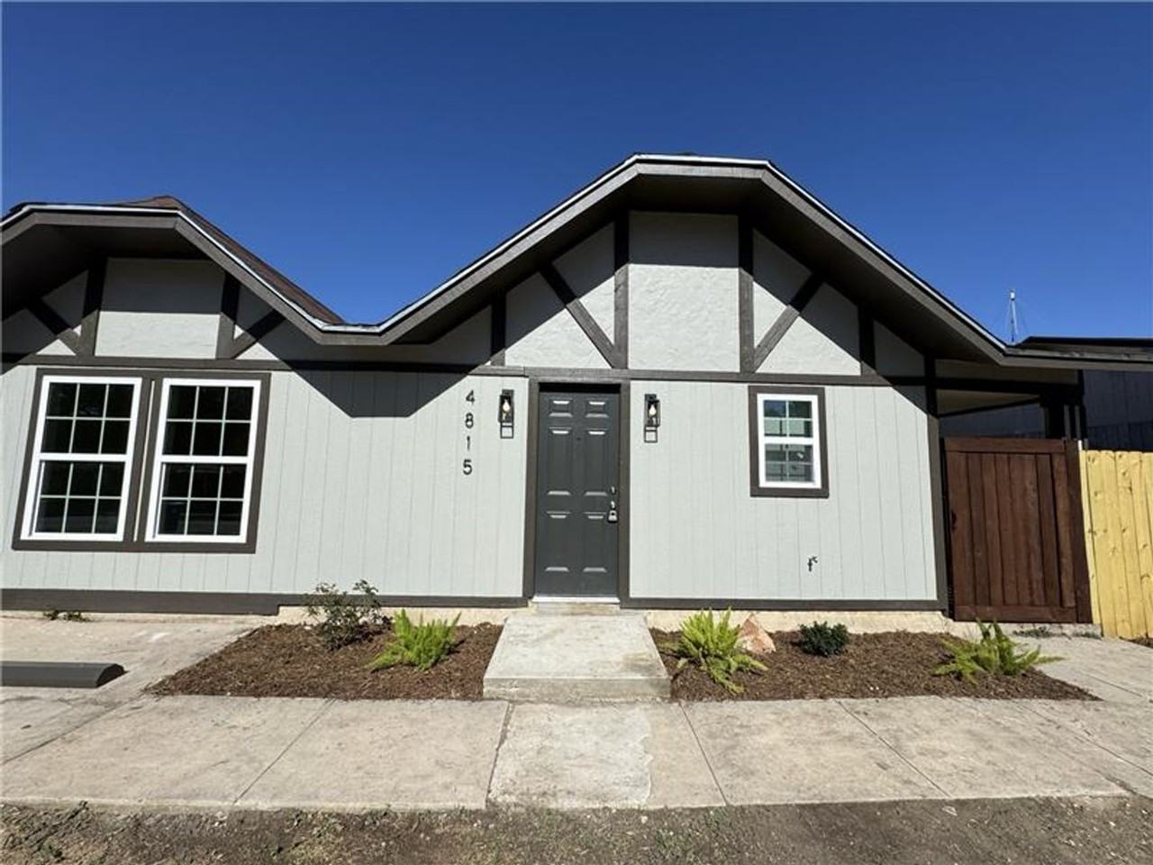 4815 Featherock - Photo 2 of 27