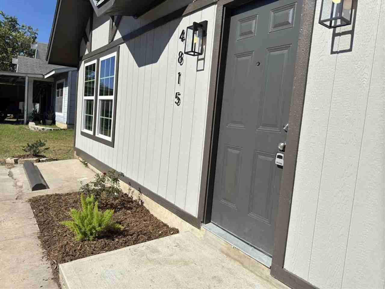 4815 Featherock - Photo 3 of 27