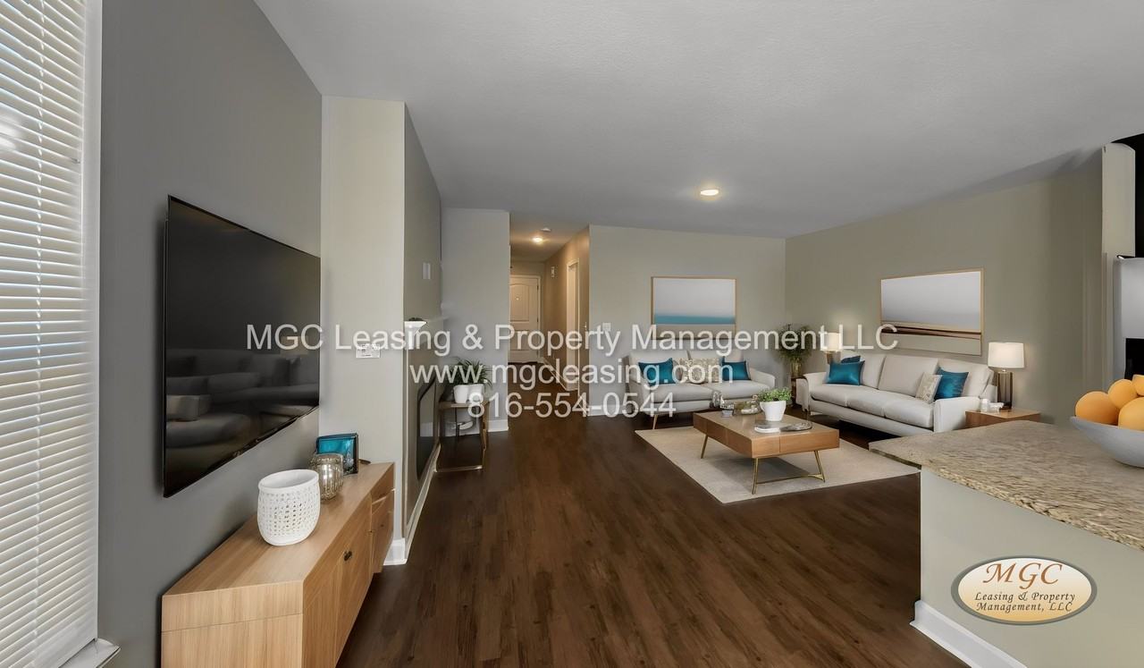 104 Ne 93rd St - Photo 3 of 24