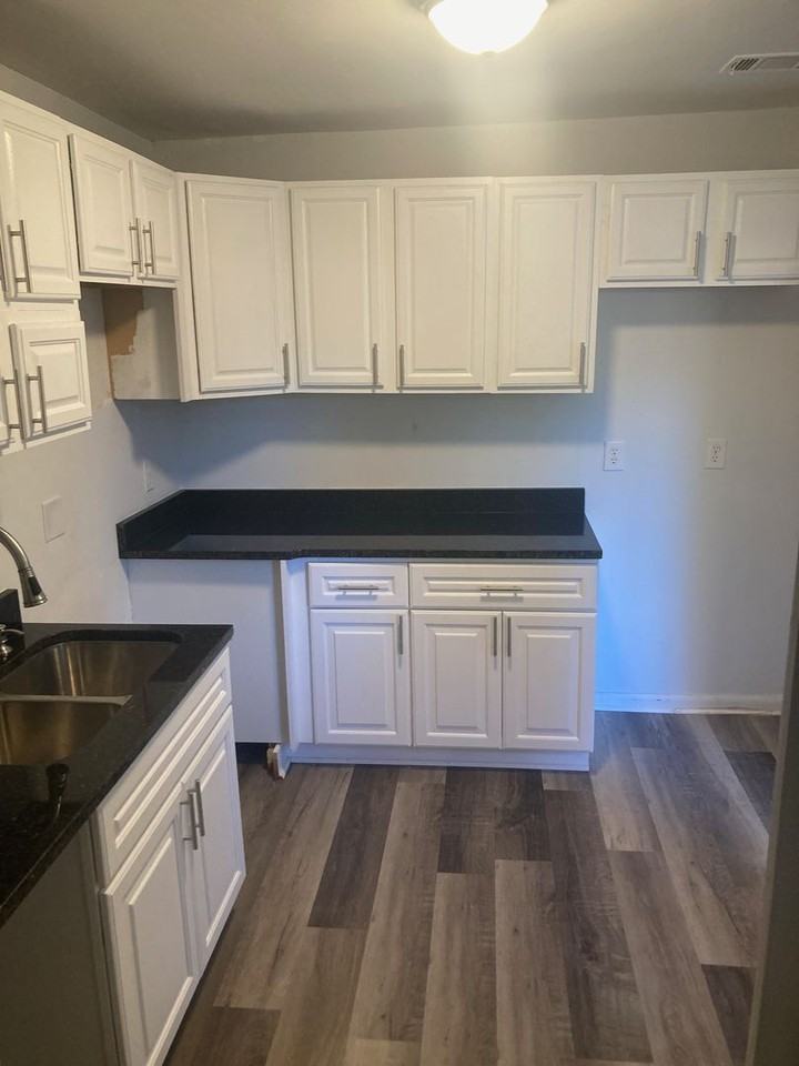 301 Advocate Ct #A - Photo 2 of 12