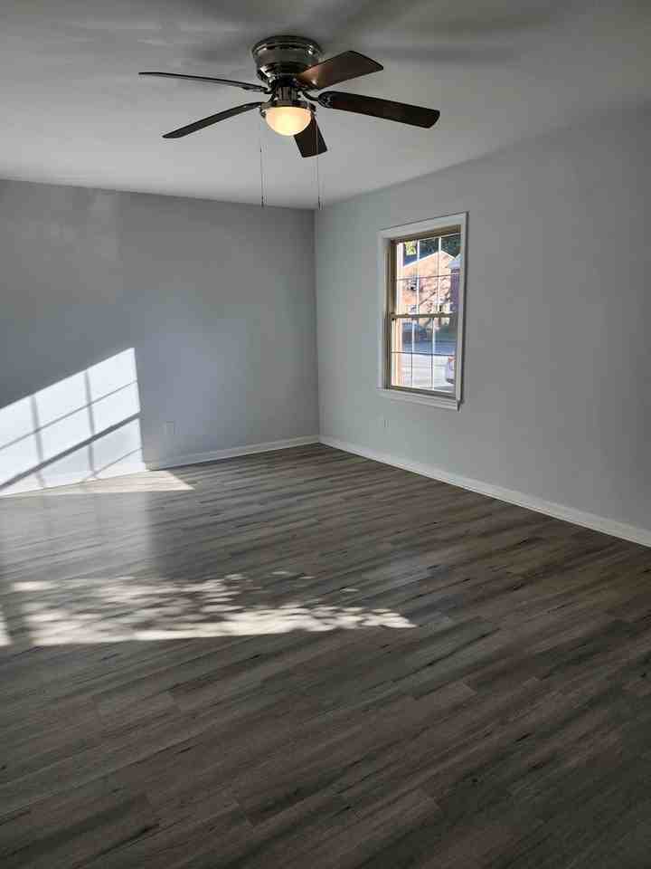301 Advocate Ct #A - Photo 3 of 12