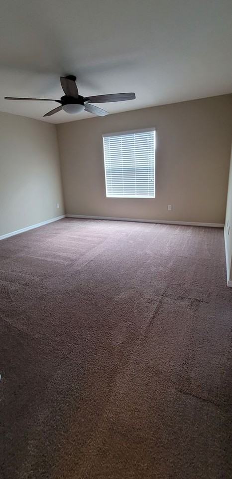 817 Ashentree Dr - Photo 3 of 28