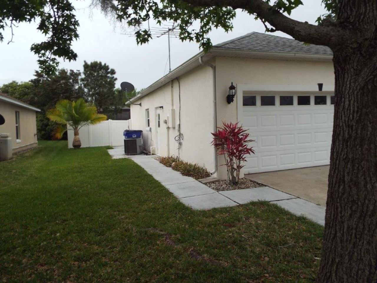 3251 Countryside View Dr - Photo 3 of 23