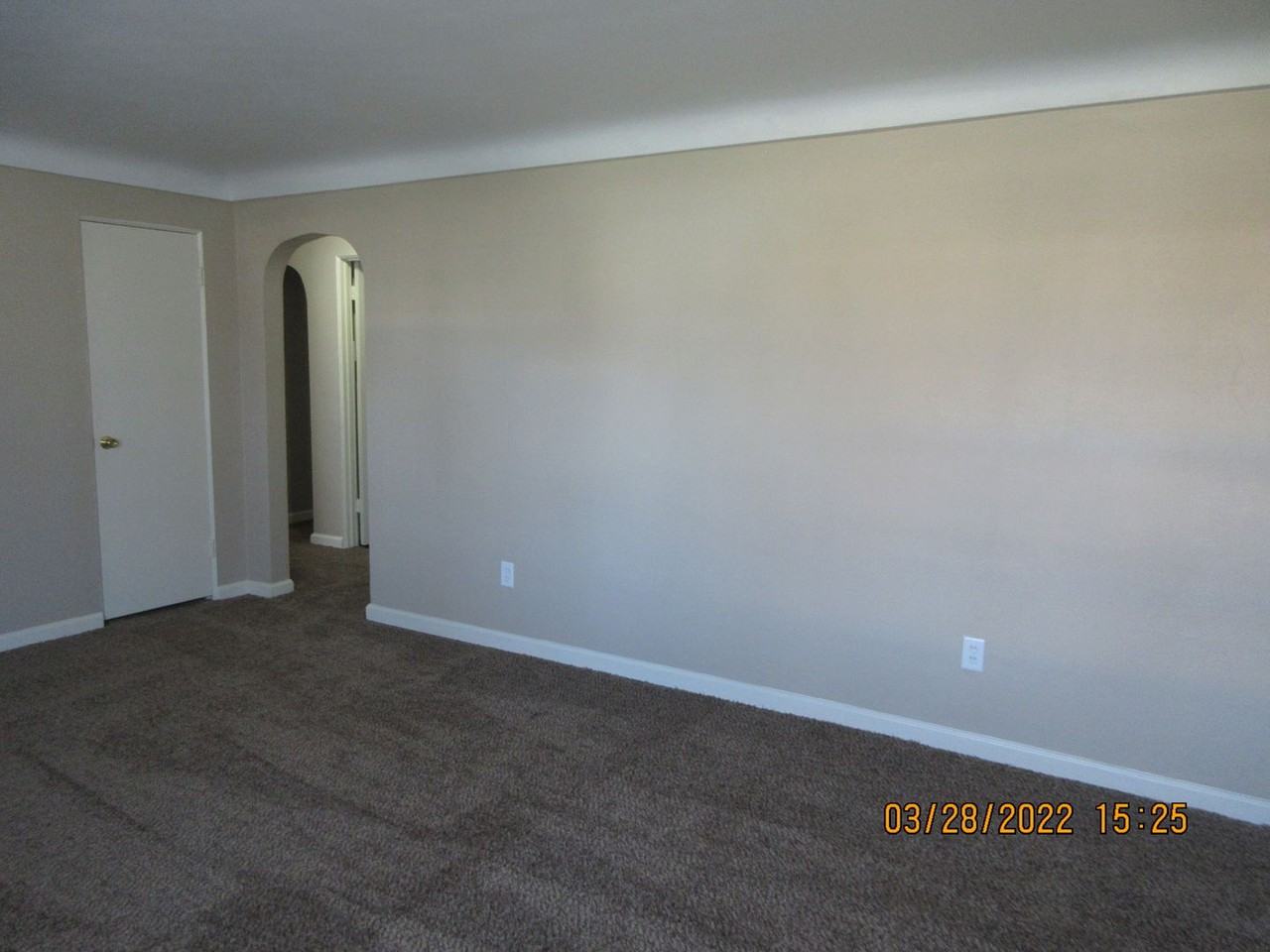 5318 Werling Dr - Photo 3 of 7