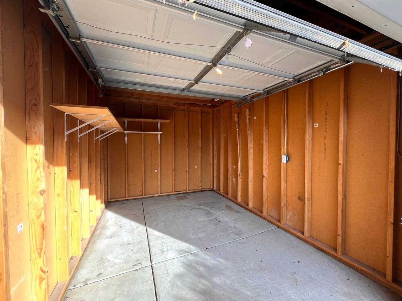 432 Trellis Dr - Photo 5 of 31