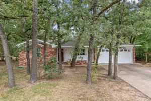 featured image of 1220 Westover St