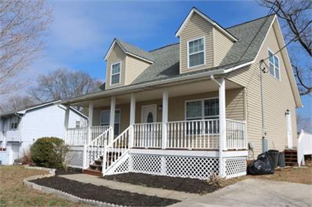 7332 Oak Chase Rd - Photo 3 of 18