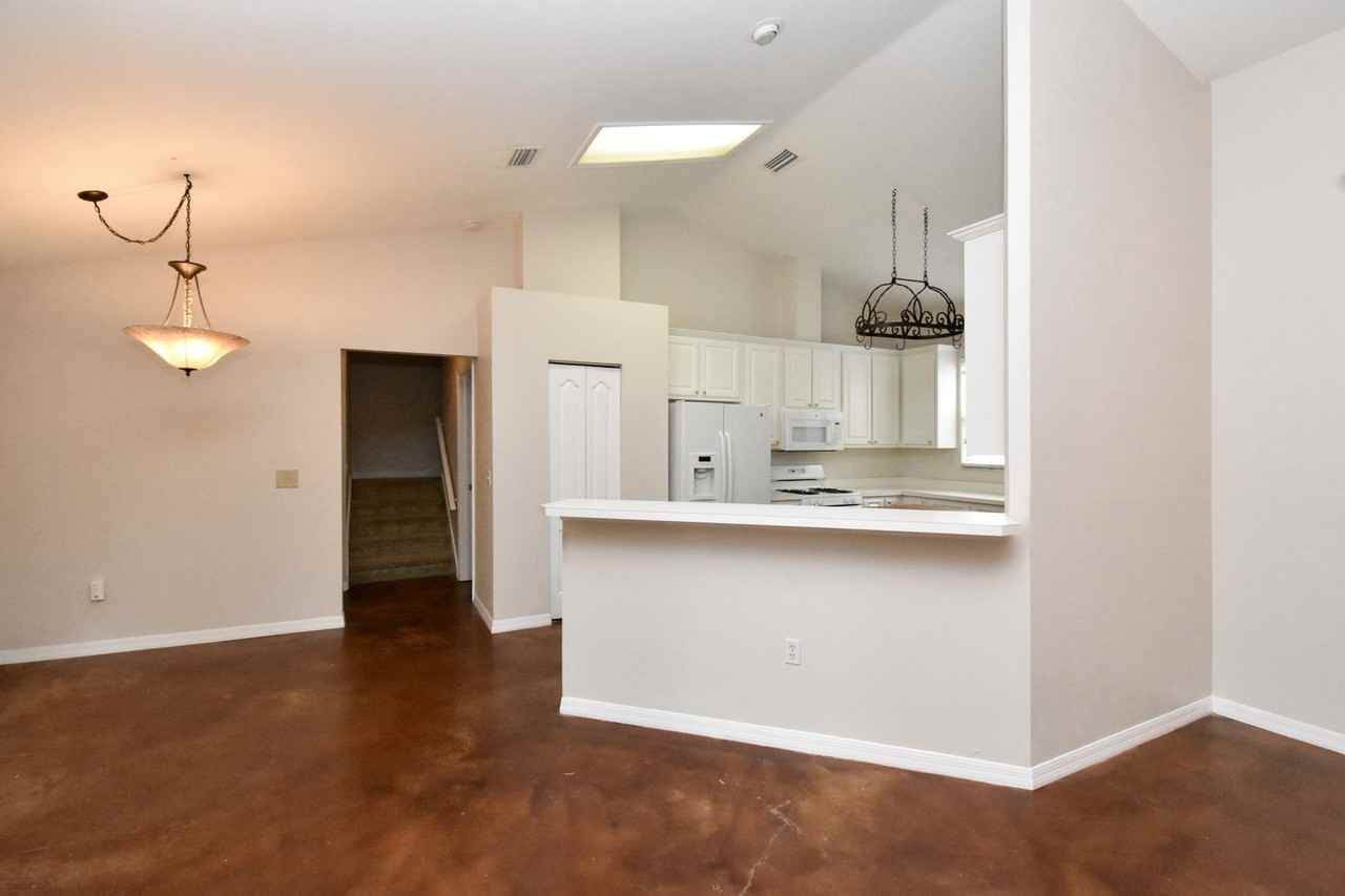 8209 Sw 52nd Ln - Photo 6 of 25