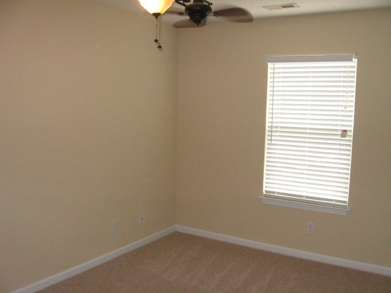 1626 Daisy Park Dr - Photo 7 of 9