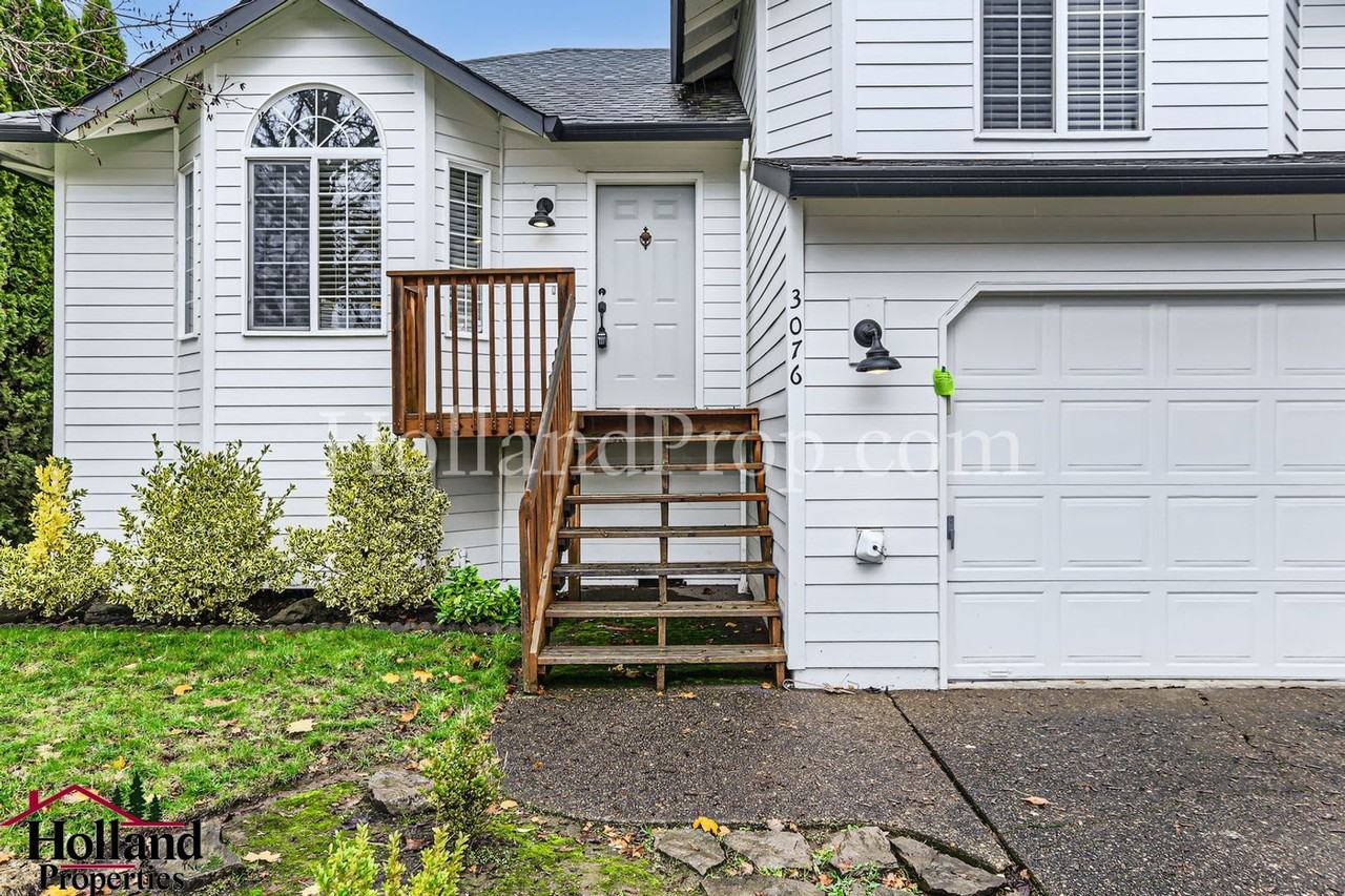 3076 Ne Kaster Dr - Photo 4 of 29